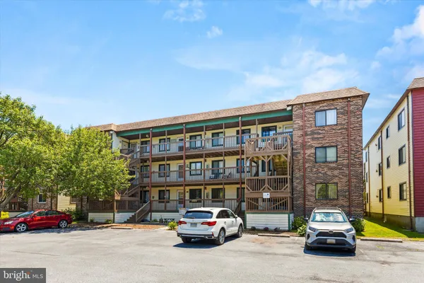 $270,000 | 411 146th Street, Unit 332, Ocean City, MD 21842