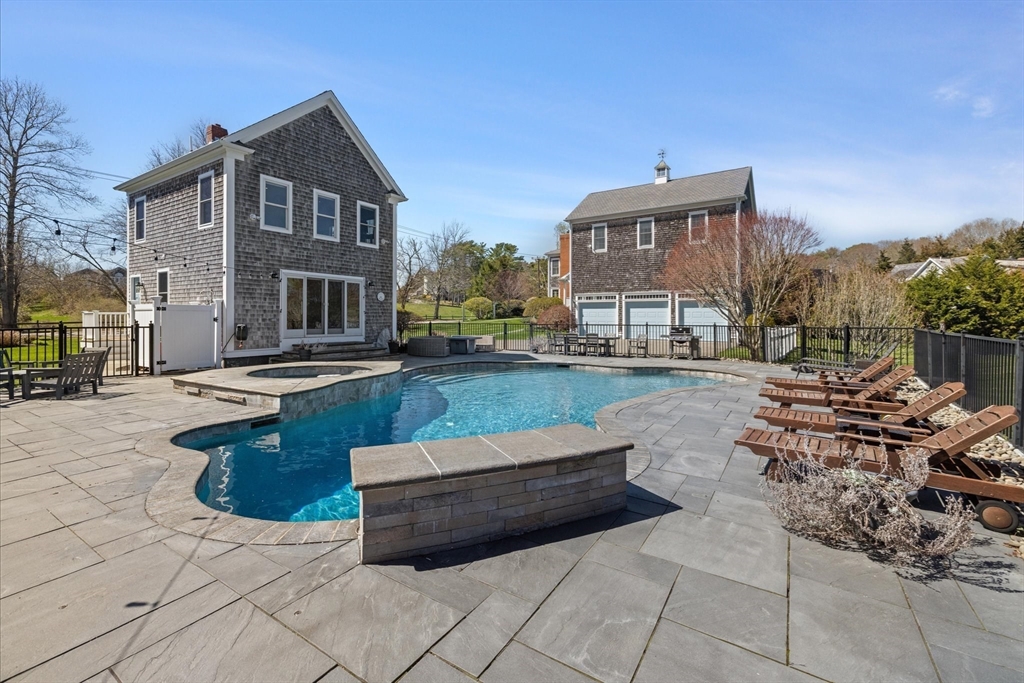 735 Bay Road Duxbury, MA 02332 - Photo 32 of 40 Gallery Image 32
