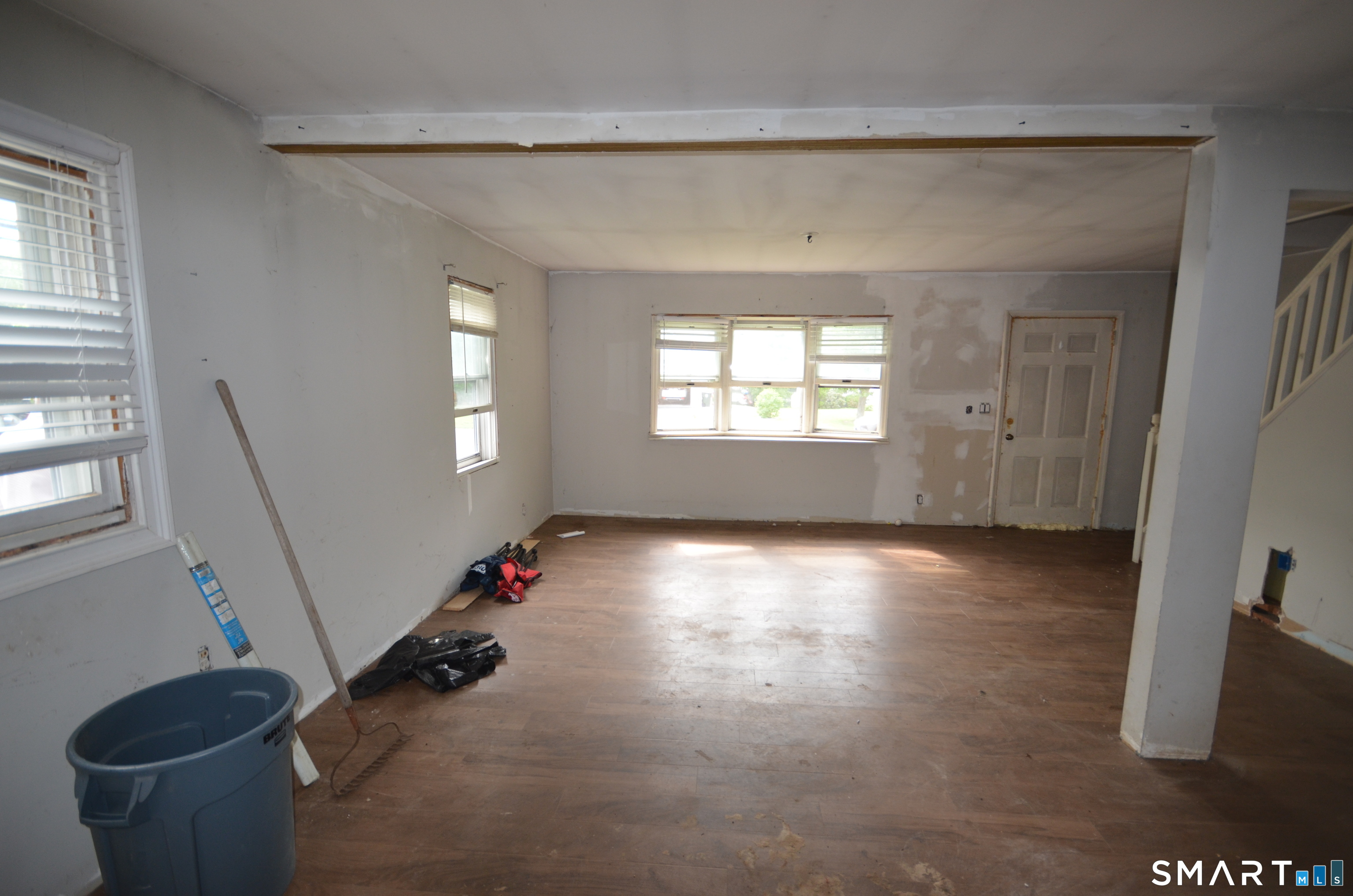 190 Sasapequan Road Fairfield, CT 06824 - Photo 9 of 29