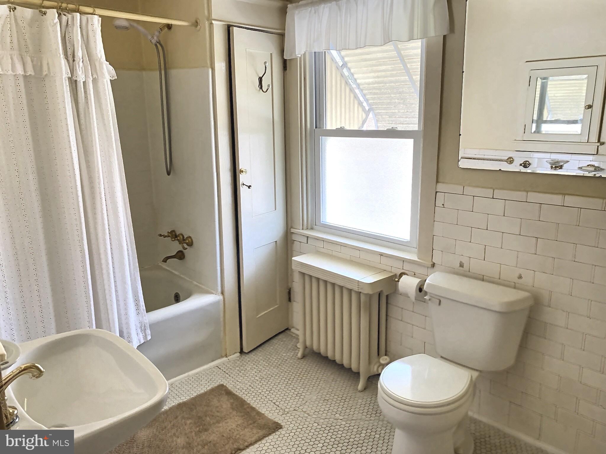 7540 Verree Road Philadelphia, PA 19111 - Photo 13 of 20 Gallery Image 13