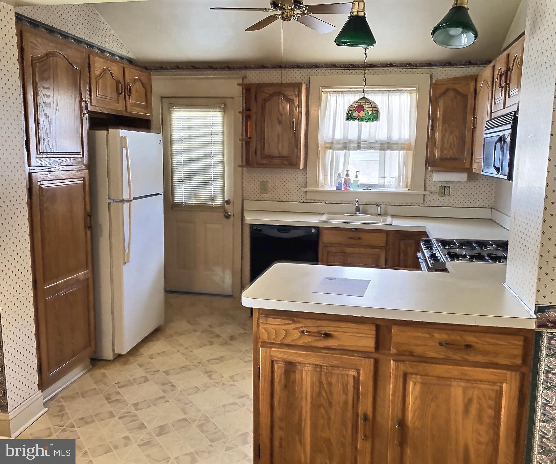 7540 Verree Road Philadelphia, PA 19111 - Photo 6 of 20 Gallery Image 6