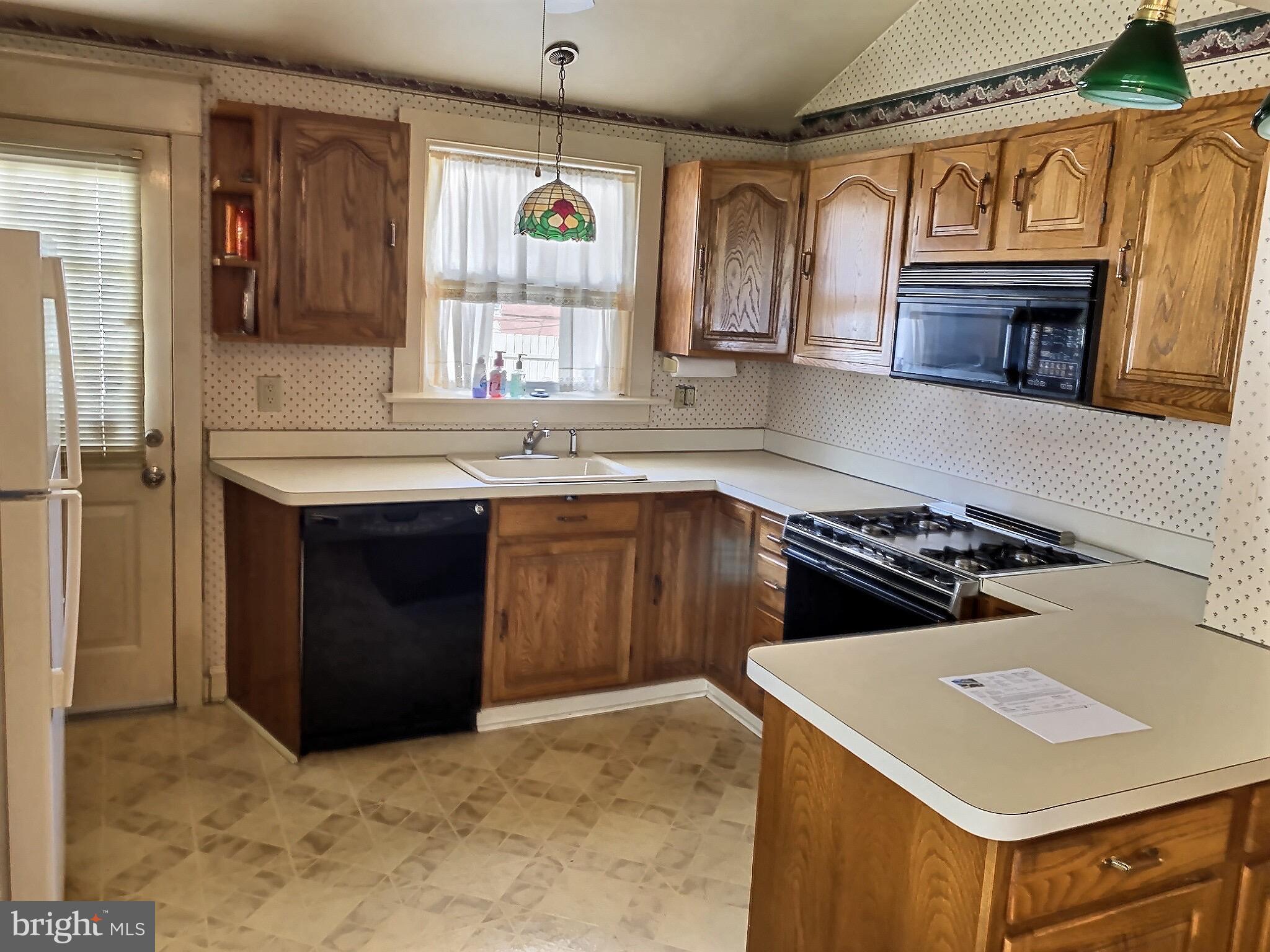 7540 Verree Road Philadelphia, PA 19111 - Photo 7 of 20 Gallery Image 7