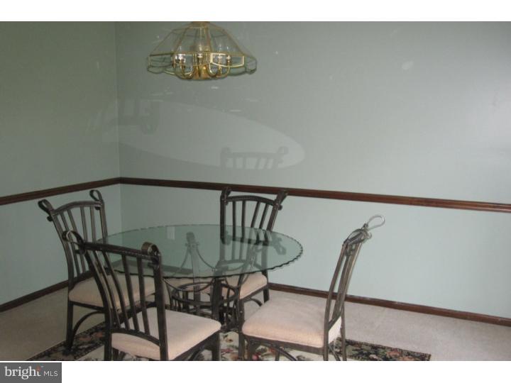 101 3 Bridge Road Shamong, NJ 08088 - Photo 5 of 20 Dining Room