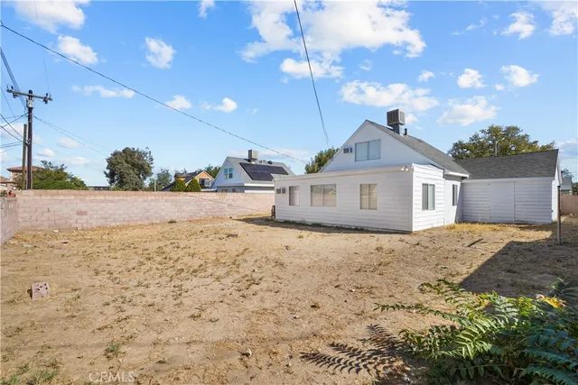 $2,600 | 44043 Hoban Avenue, Lancaster, CA 93534