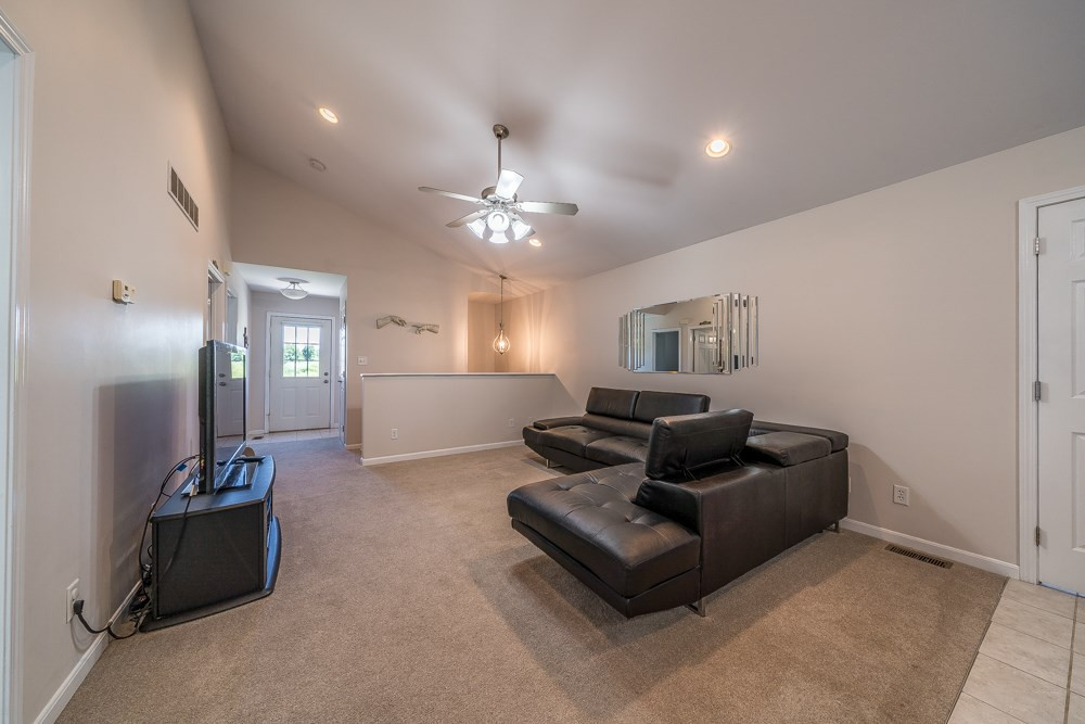 3341 Falling Brook Way Burlington, KY 41005 - Photo 18 of 38 Gallery Image 18