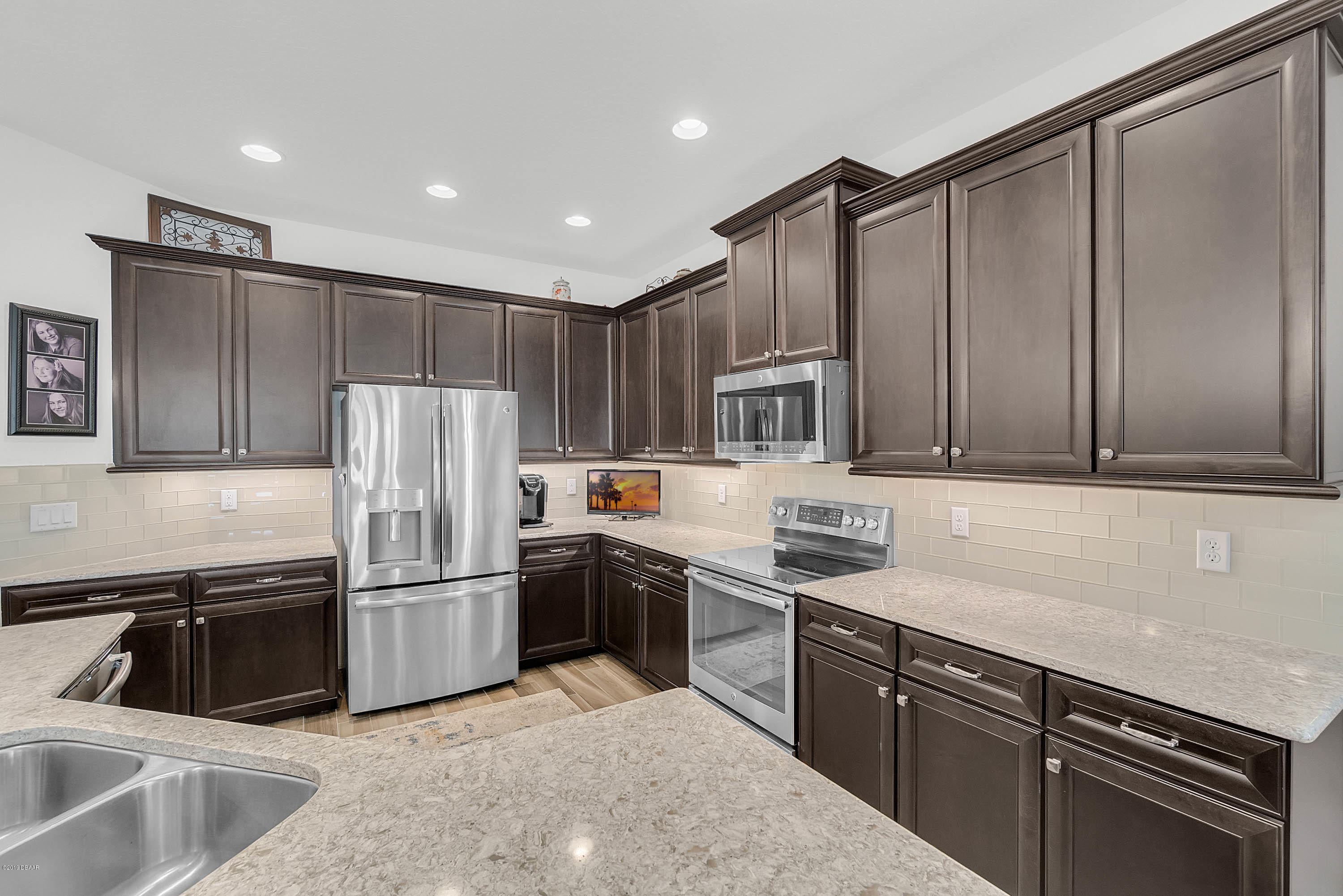 16 Shear Water Trail Ormond Beach, FL 32174 - Photo 6 of 28 Kitchen