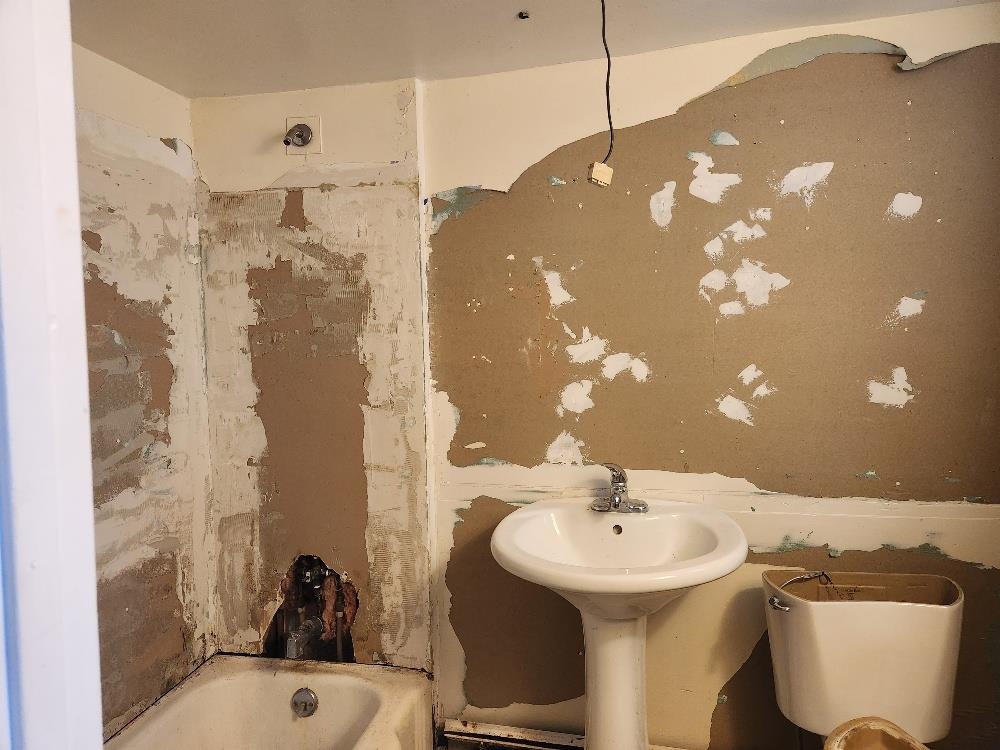 4 Freedom Street Claremont, NH 03743 - Photo 12 of 14