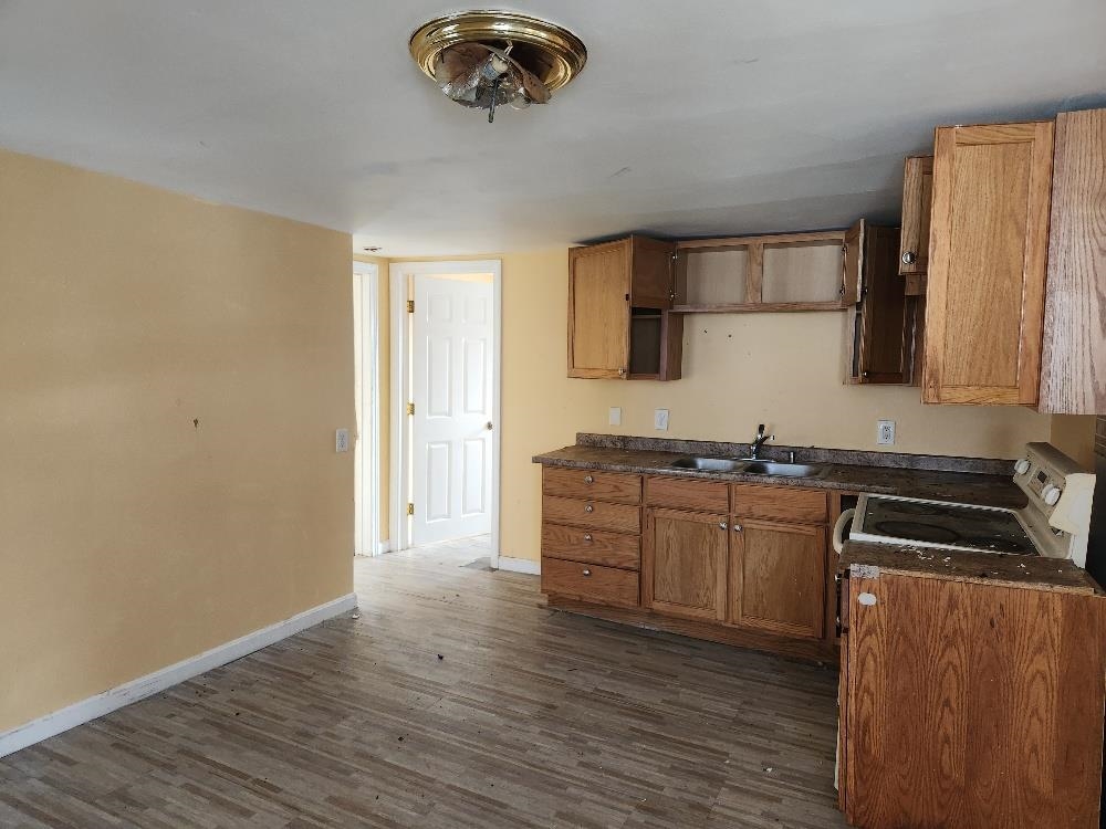 4 Freedom Street Claremont, NH 03743 - Photo 4 of 14