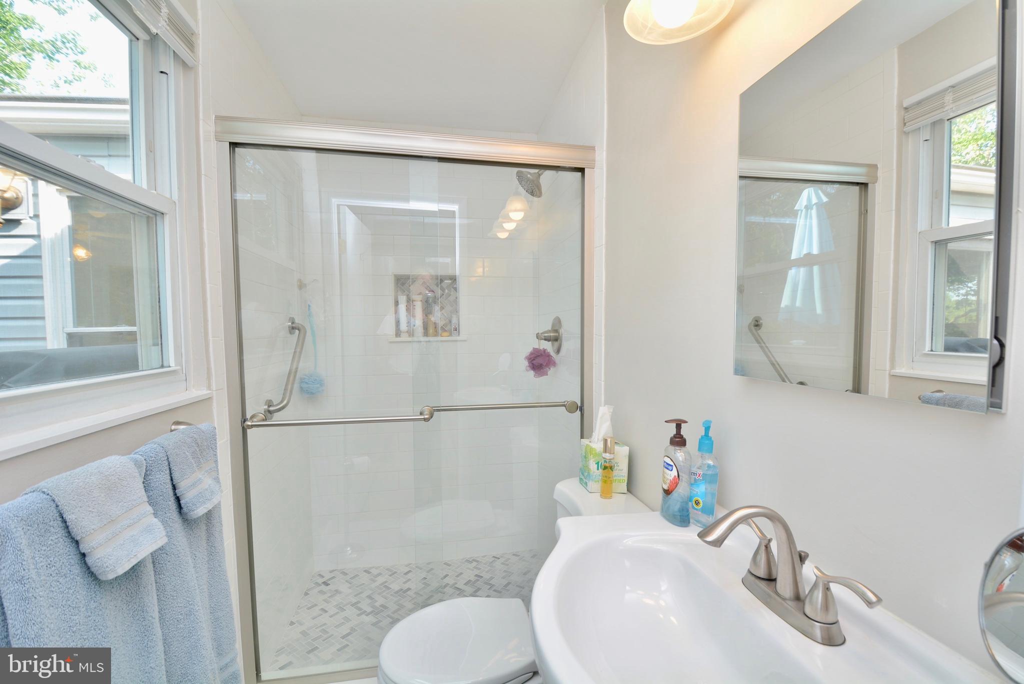 7905 Frye Road Alexandria, VA 22309 - Photo 23 of 55 BRAND NEW FULL BATH OFF MASTER BEDROOM