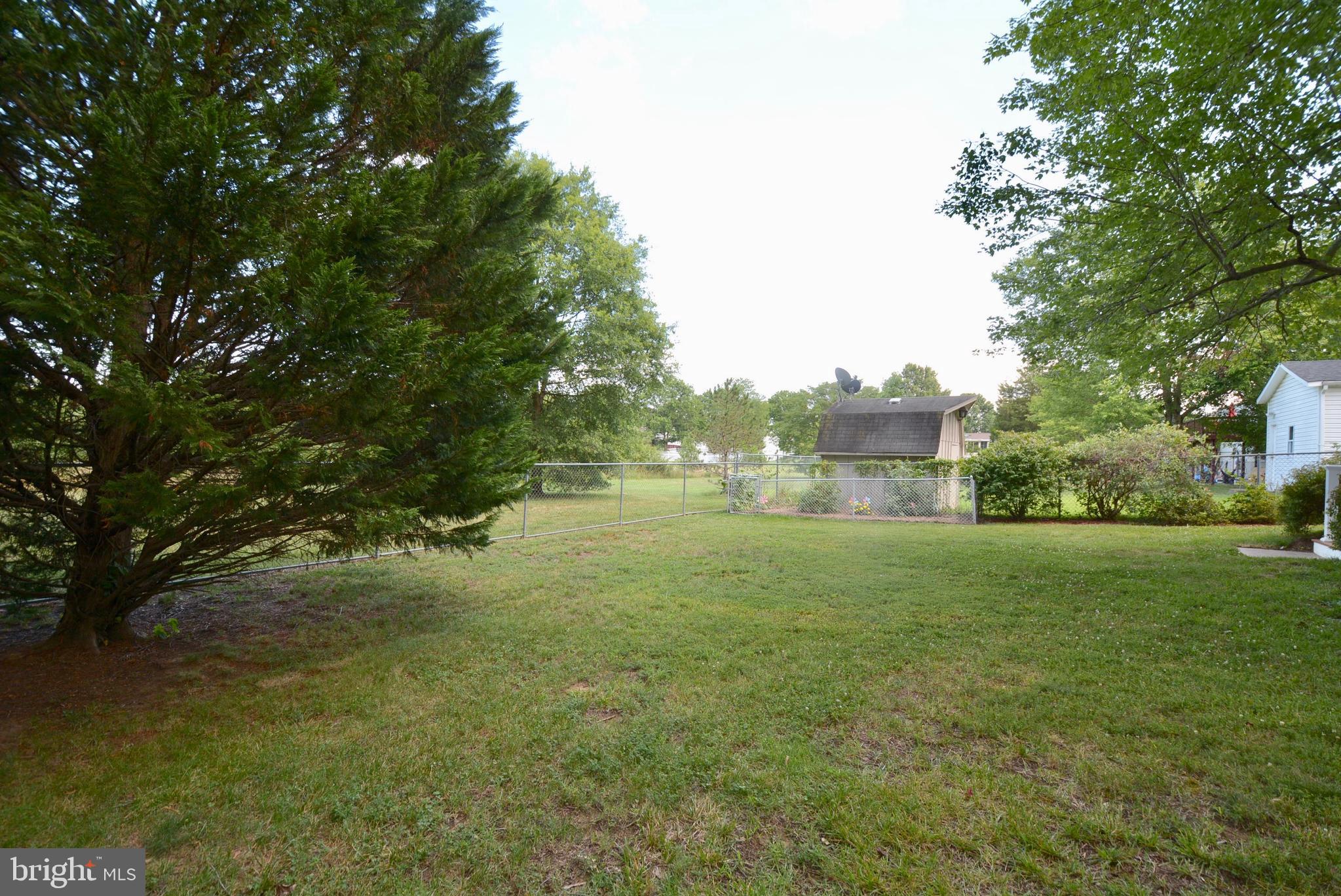 7905 Frye Road Alexandria, VA 22309 - Photo 48 of 55 HARD TO FIND PRIVATE YARD