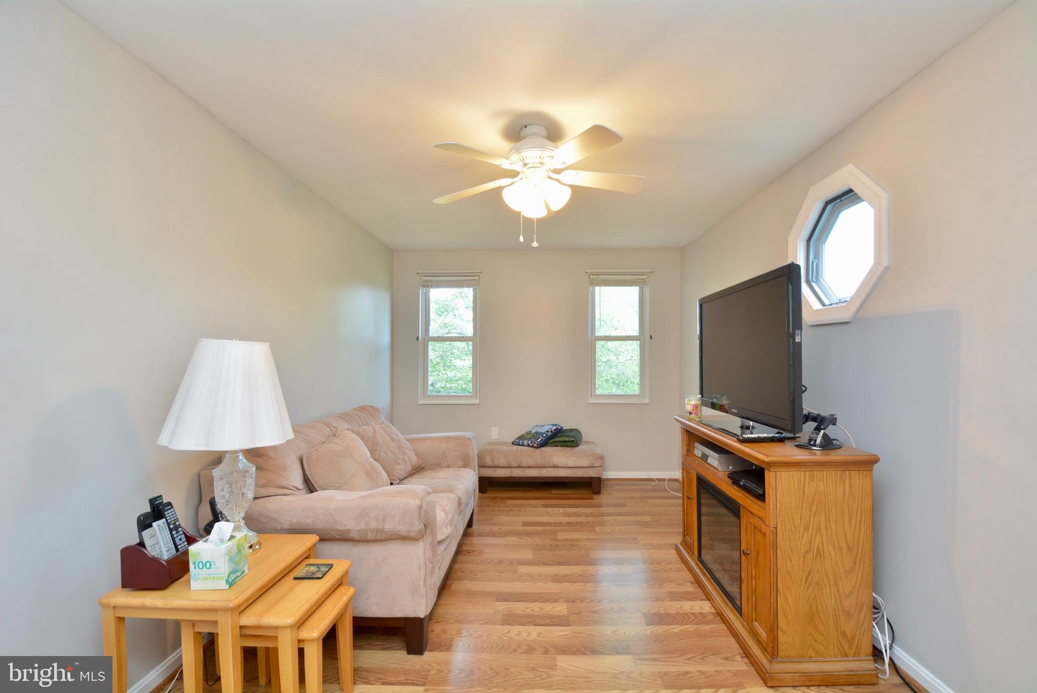 7905 Frye Road Alexandria, VA 22309 - Photo 10 of 55 MULTIPURPOSE ROOM, CURRENTLY MAIN LEVEL DEN