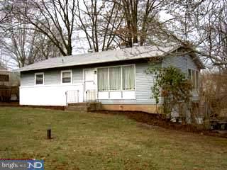 1948 Overbrook Road Hatfield, PA 19440 - Photo 1 of 6 Gallery Image 1
