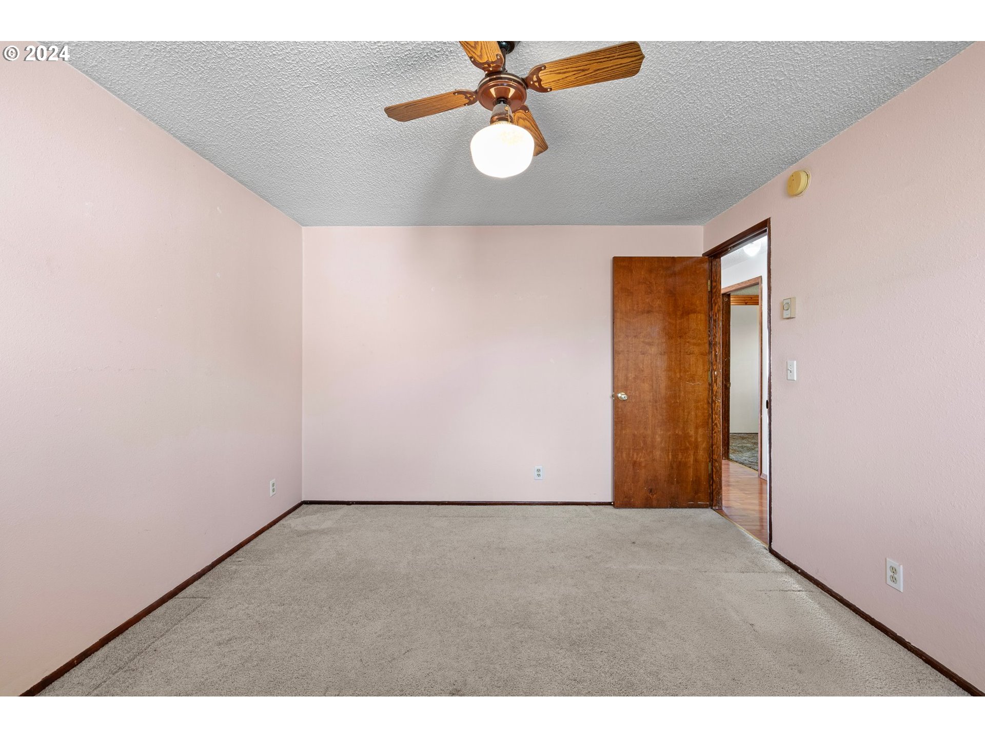1073 56th Place Springfield, OR 97478 - Photo 17 of 27 a view of an empty room
