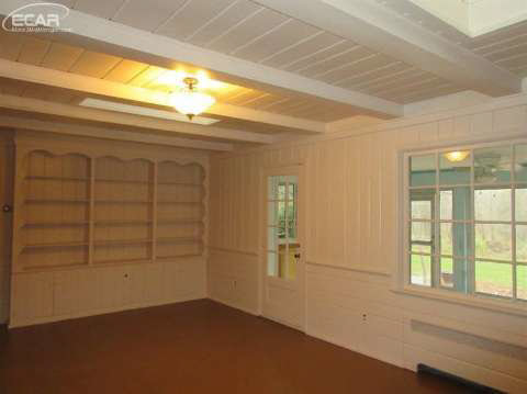 1538 Flushing Road Flushing, MI 48433 - Photo 19 of 19 20425012-18.JPG