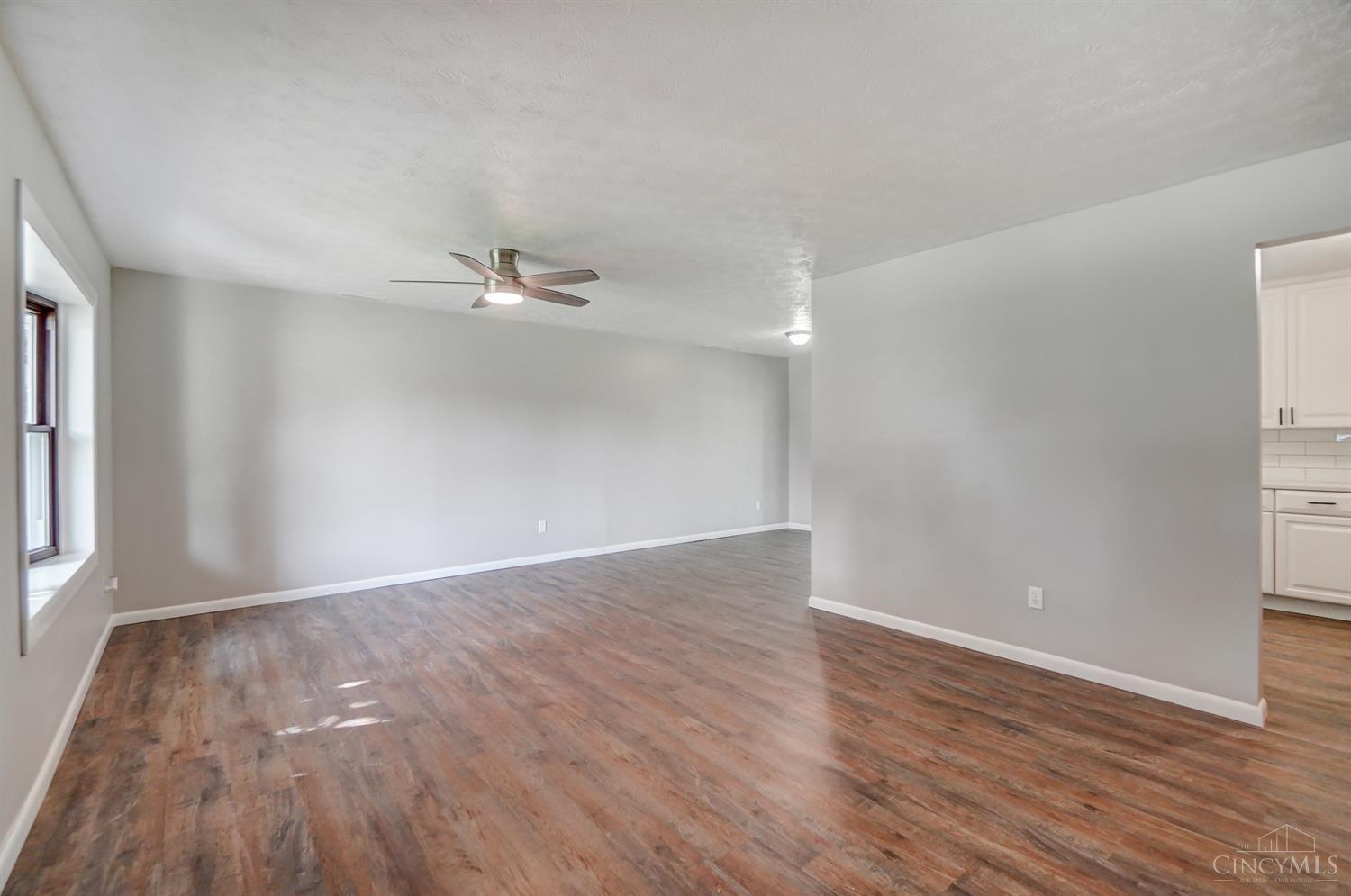10683 West Road Harrison, OH 45030 - Photo 6 of 37 Gallery Image 6