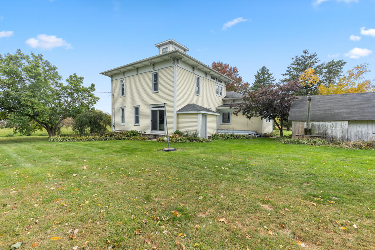 11854 Belding Road Belding, MI 48809 - Photo 33 of 44