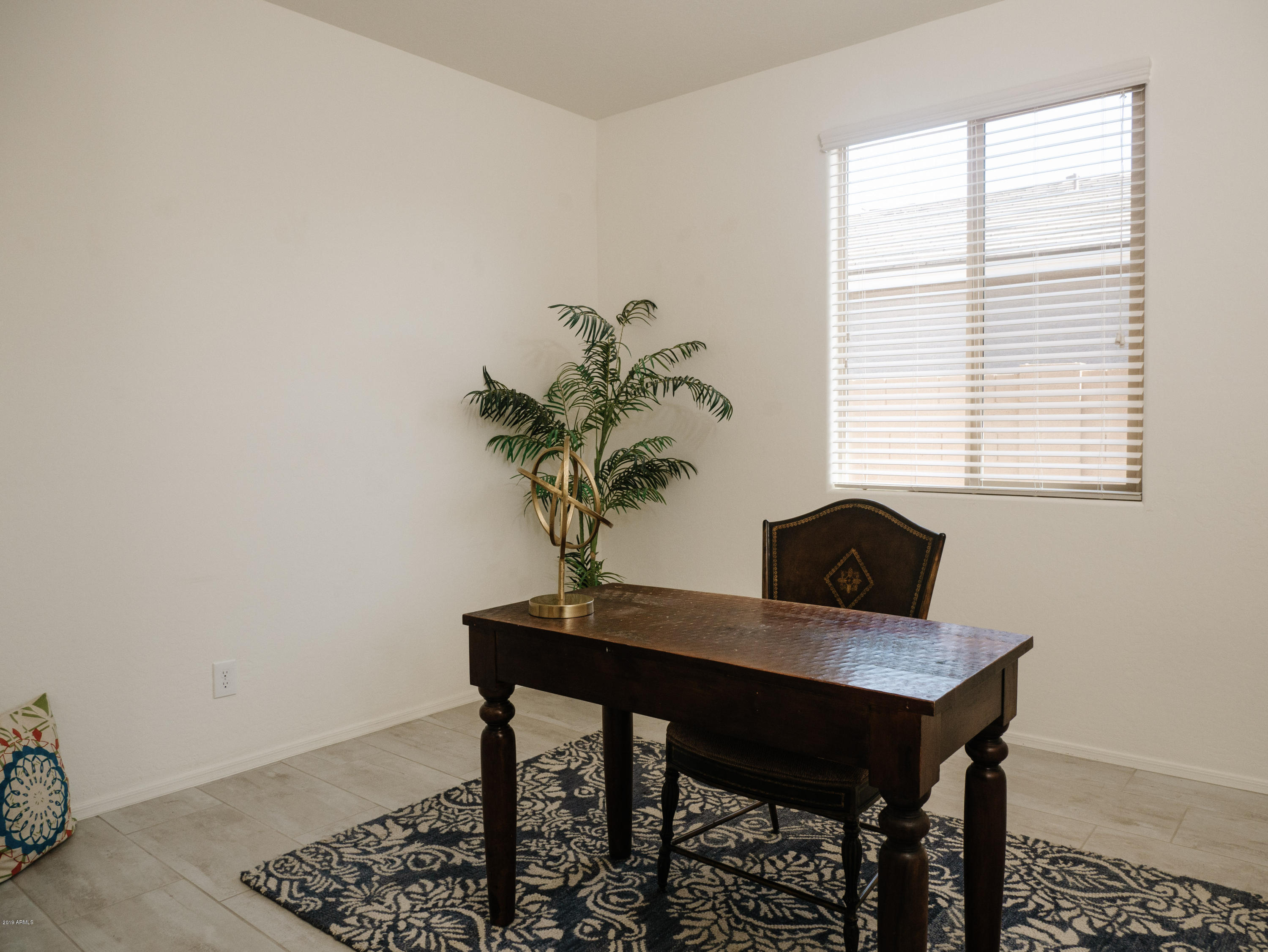 21230 West Almeria Road Buckeye, AZ 85396 - Photo 6 of 24 9-Almeria-9