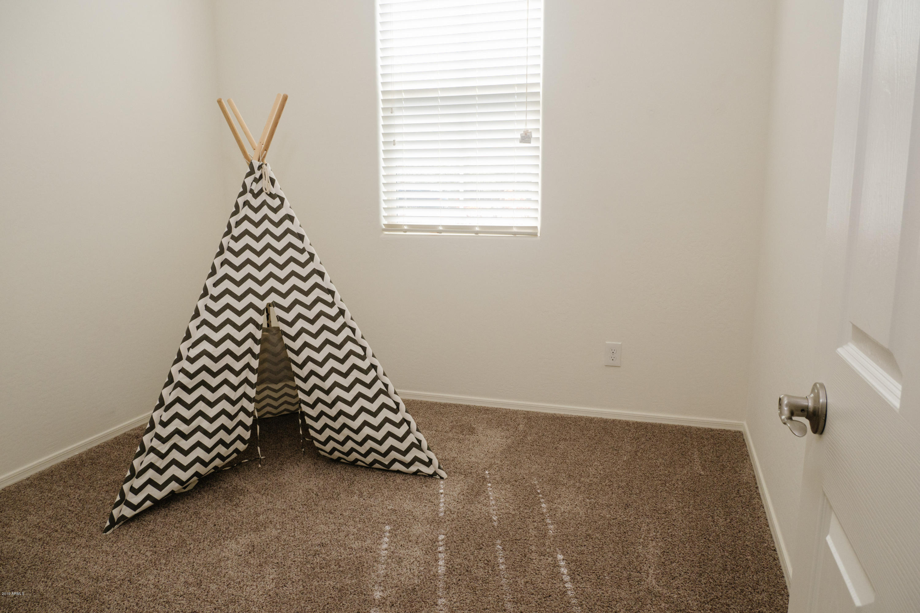 21230 West Almeria Road Buckeye, AZ 85396 - Photo 9 of 24 11-Almeria-11