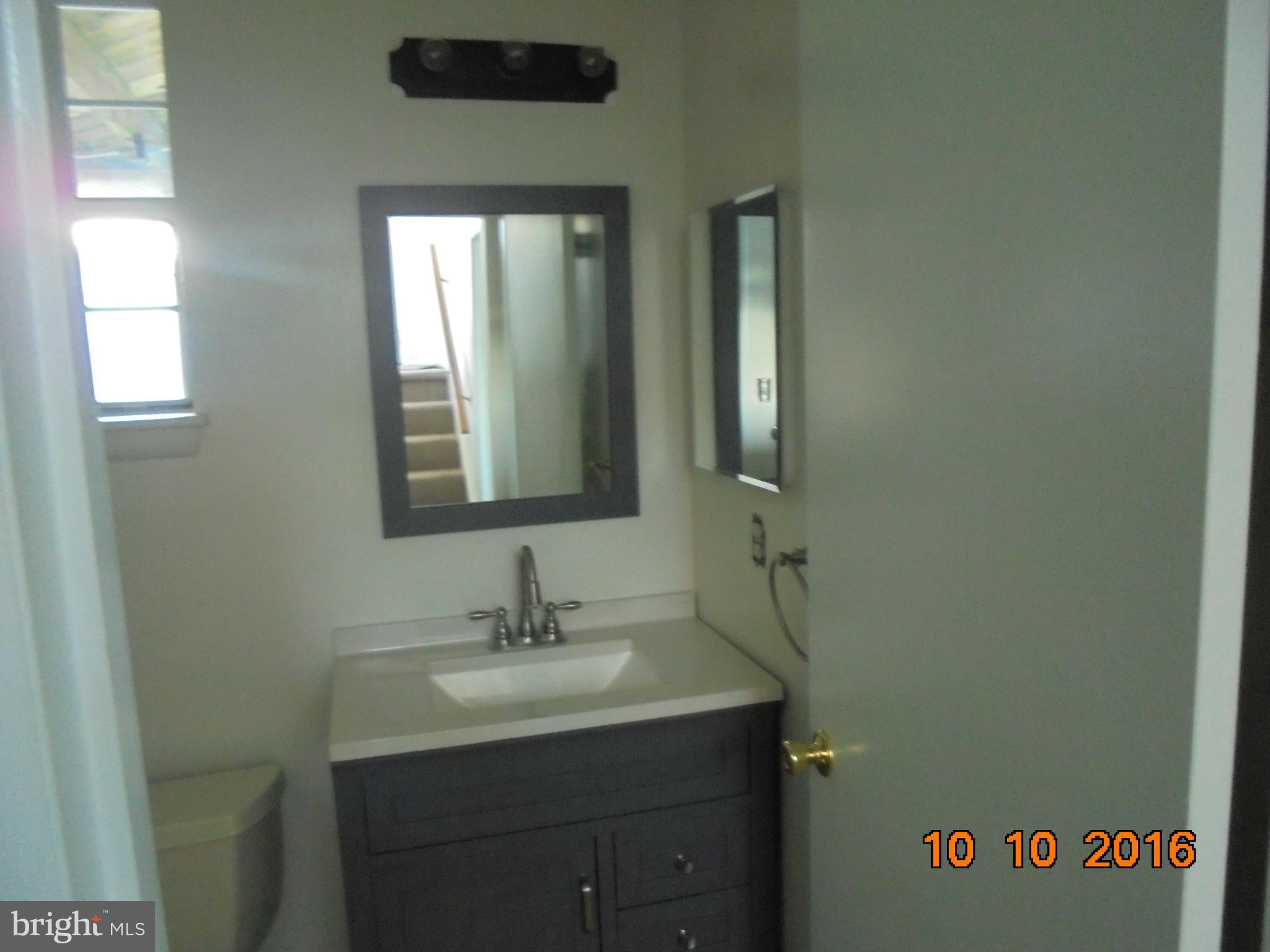 12918 Bogby Road Baltimore, MD 21220 - Photo 19 of 30 Bath