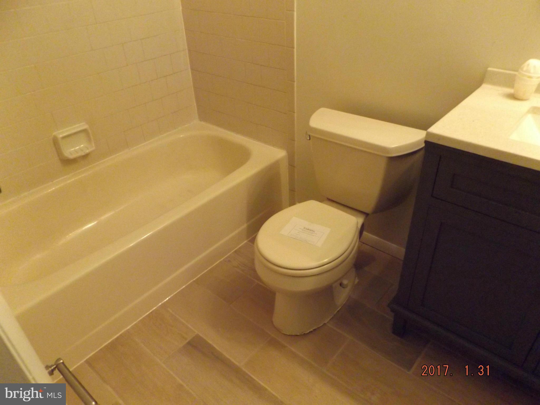 12918 Bogby Road Baltimore, MD 21220 - Photo 26 of 30 Bath