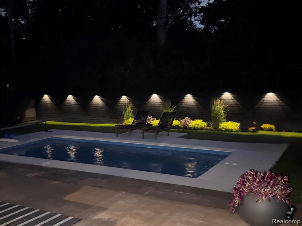 29849 Sugar Spring Road Farmington Hills, MI 48334 - Photo 41 of 49