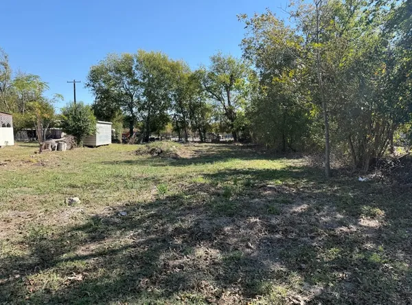 $49,999 | 502 South Alamo Street, Bartlett, TX 76511