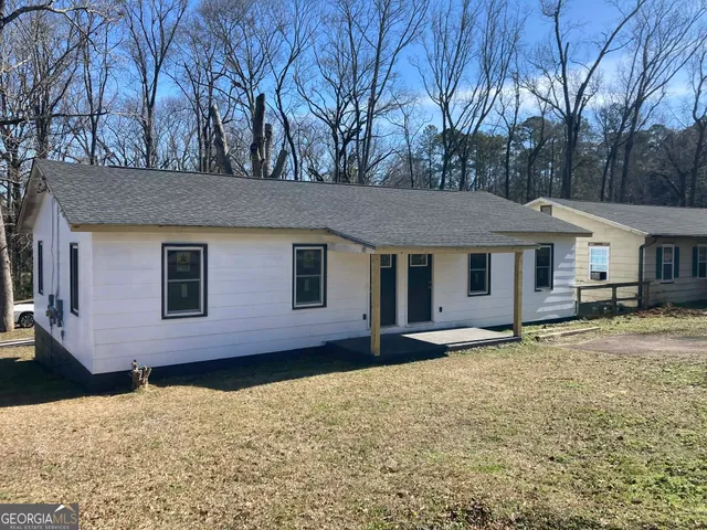 $1,200 | 107 Parkview Drive, Unit B, Barnesville, GA 30204