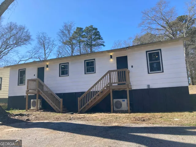 $1,200 | 107 Parkview Drive, Unit B, Barnesville, GA 30204