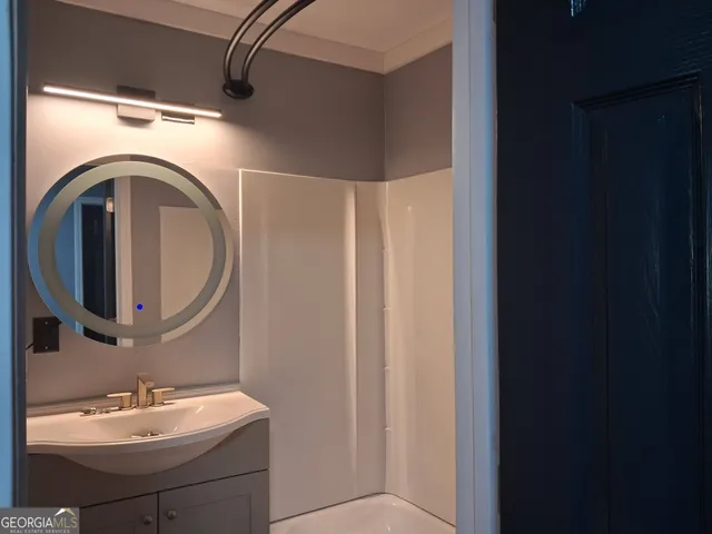 $1,200 | 107 Parkview Drive, Unit B, Barnesville, GA 30204