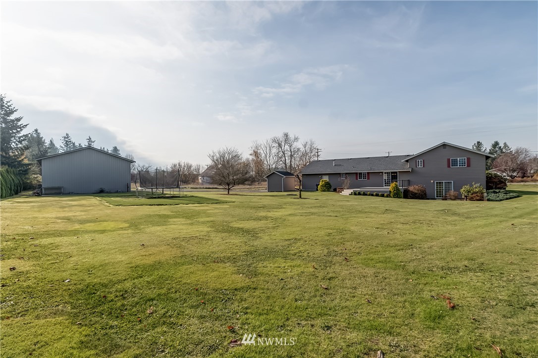 6912 Mission Road Everson, WA 98247 - Photo 4 of 25 Gallery Image 4
