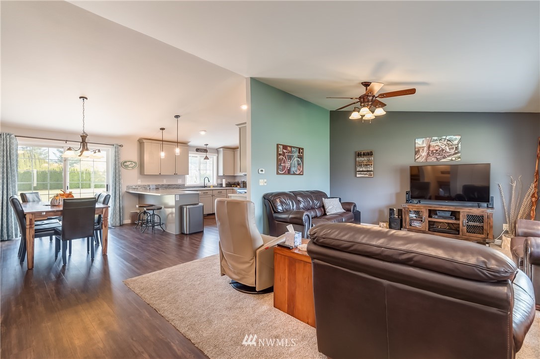 6912 Mission Road Everson, WA 98247 - Photo 8 of 25 Gallery Image 8