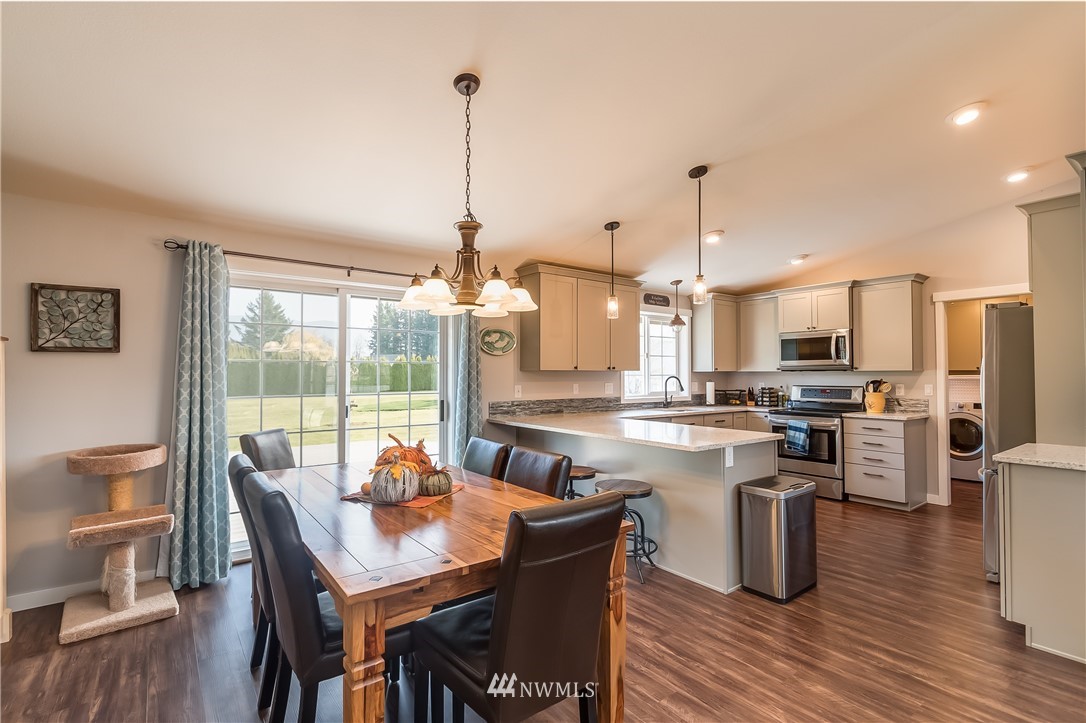 6912 Mission Road Everson, WA 98247 - Photo 10 of 25 Gallery Image 10