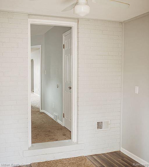 788 Menominee Road Pontiac, MI 48341 - Photo 15 of 25