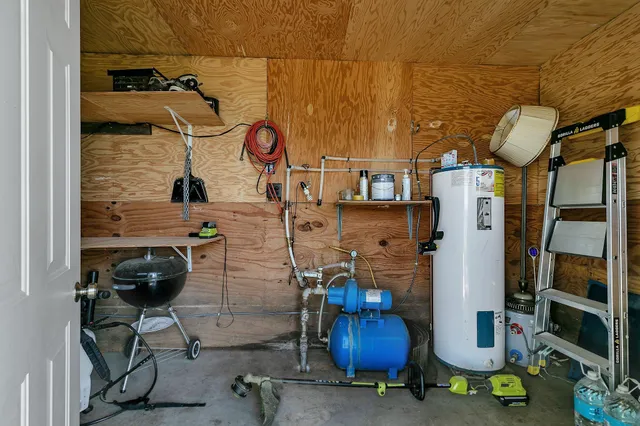 $579,000 | 19663 County Road 9 Northeast, New London, MN 56273