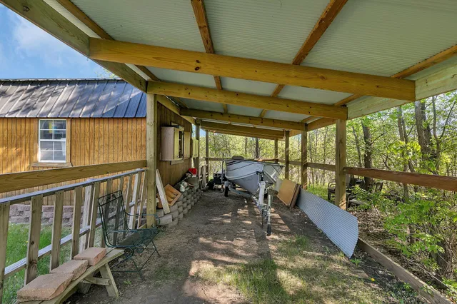 $579,000 | 19663 County Road 9 Northeast, New London, MN 56273