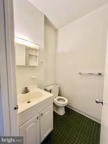 $1,350 | 1203 Locust Street, Unit 1F, Philadelphia, PA 19107