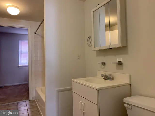 $1,350 | 1203 Locust Street, Unit 1F, Philadelphia, PA 19107