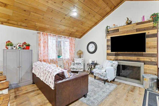 $299,000 | 155 Gillis Hill Road, Bennington, NH 03442