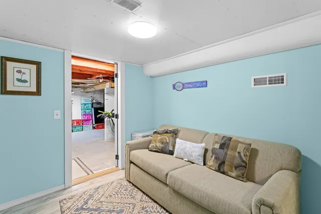 $299,000 | 155 Gillis Hill Road, Bennington, NH 03442