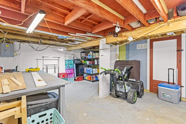 $299,000 | 155 Gillis Hill Road, Bennington, NH 03442