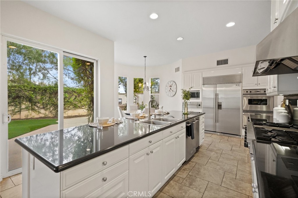 996 Blackbourne Point Oak Park, CA 91377 - Photo 18 of 75