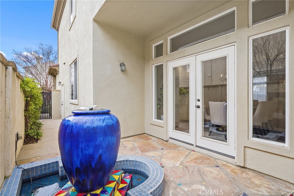 996 Blackbourne Point Oak Park, CA 91377 - Photo 63 of 75 a view of entryway with a front door