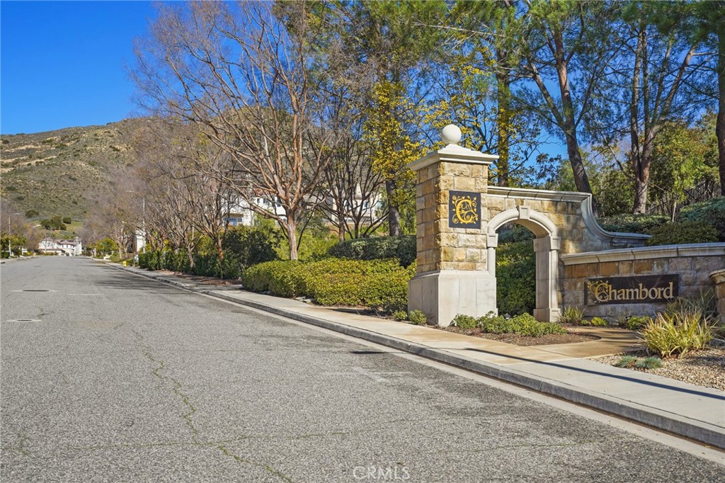 996 Blackbourne Point Oak Park, CA 91377 - Photo 73 of 75