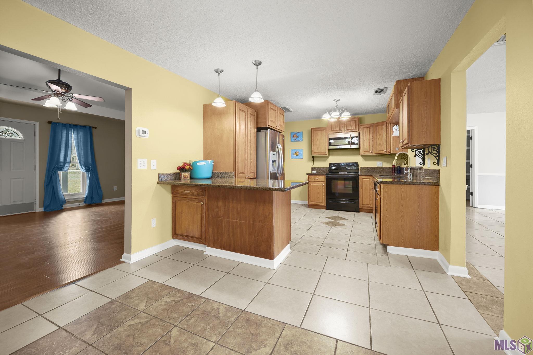 26903 Jill Road Holden, LA 70744 - Photo 4 of 27