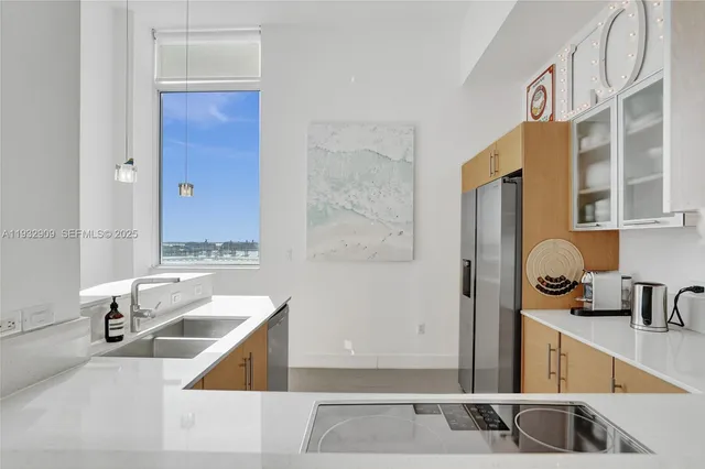 $1,150,000 | 725 Northeast 22nd Street, Unit PH1A, Miami, FL 33137