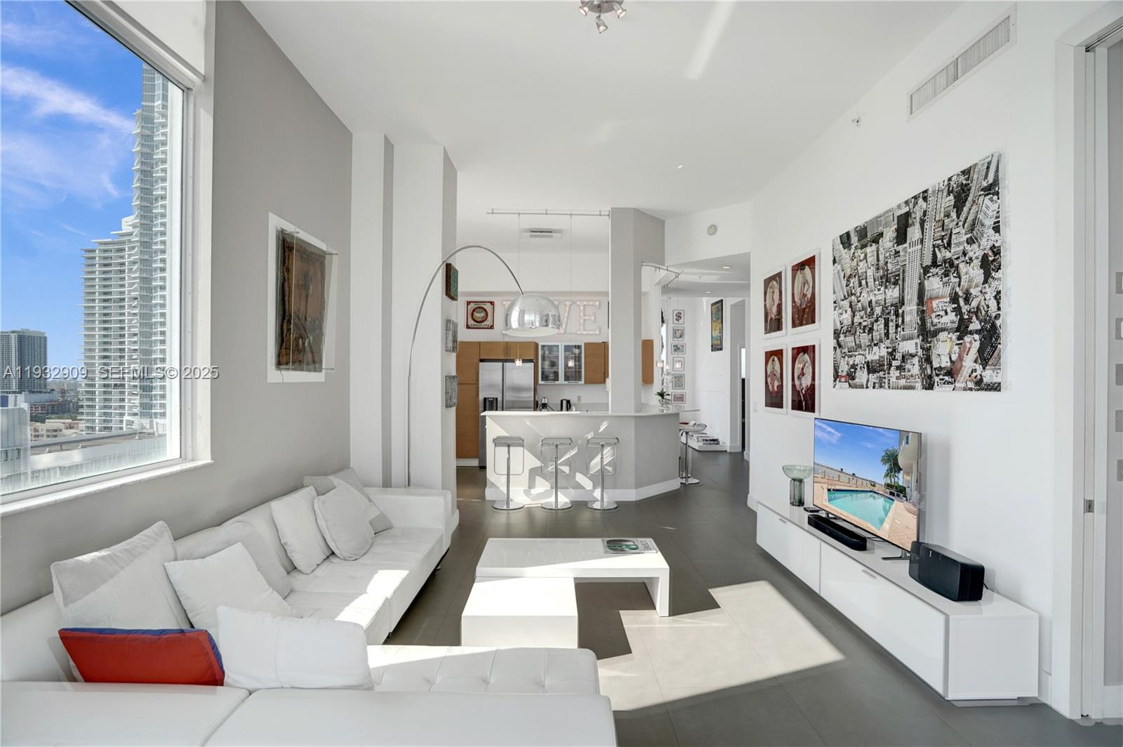 725 Northeast 22nd Street, Unit PH1A Miami, FL 33137 - Photo 30 of 52