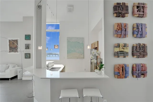 $1,150,000 | 725 Northeast 22nd Street, Unit PH1A, Miami, FL 33137