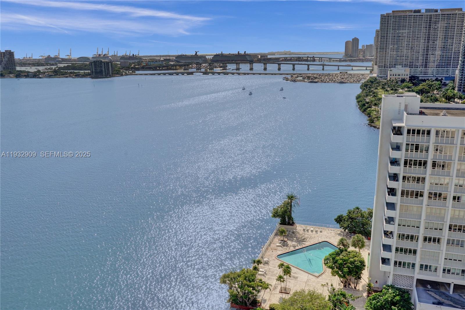 725 Northeast 22nd Street, Unit PH1A Miami, FL 33137 - Photo 39 of 52