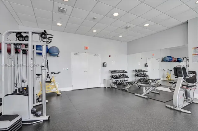 $1,150,000 | 725 Northeast 22nd Street, Unit PH1A, Miami, FL 33137