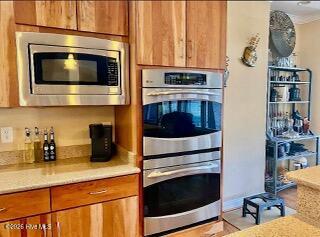 100 Lookout Ridge Cedar Point, NC 28584 - Photo 20 of 40 Built in double wall ovens